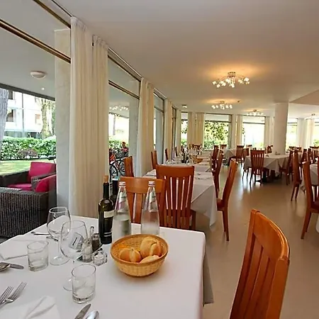 Hotel Laura